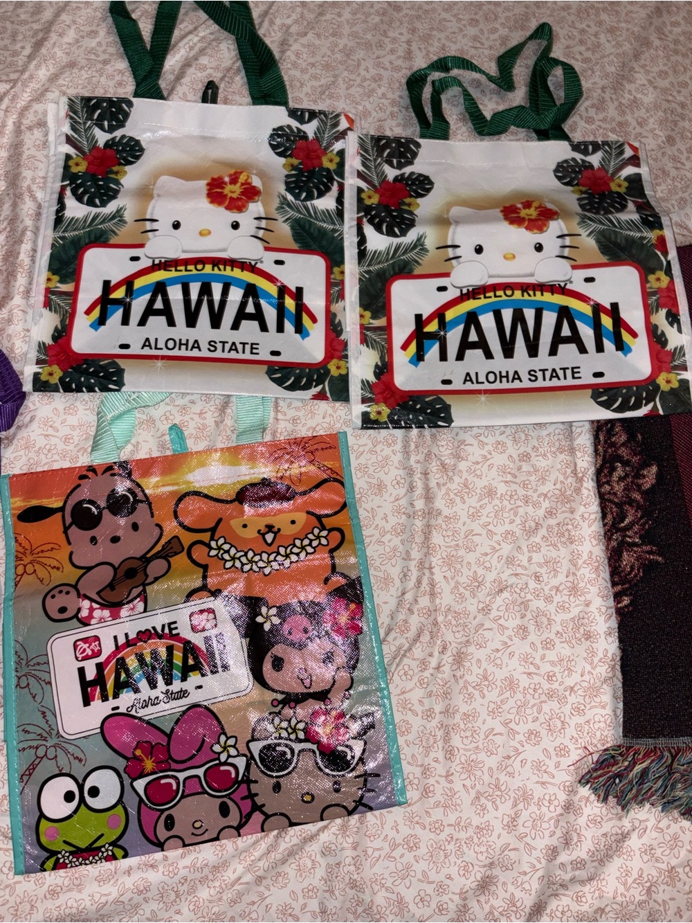 Hello Kitty Hawaii Aloha Reusable Tote Bags - White & Green